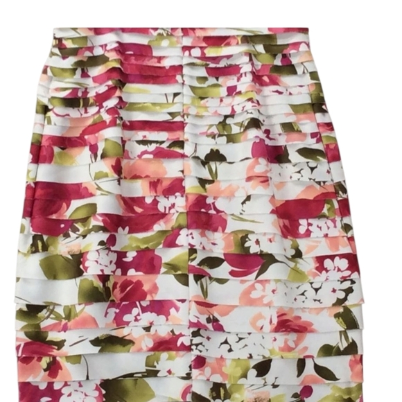 Size 16 Dressbarn Summer Floral Red Spaghetti Strap Multi Tiered Ruffled Dress - Picture 7 of 13